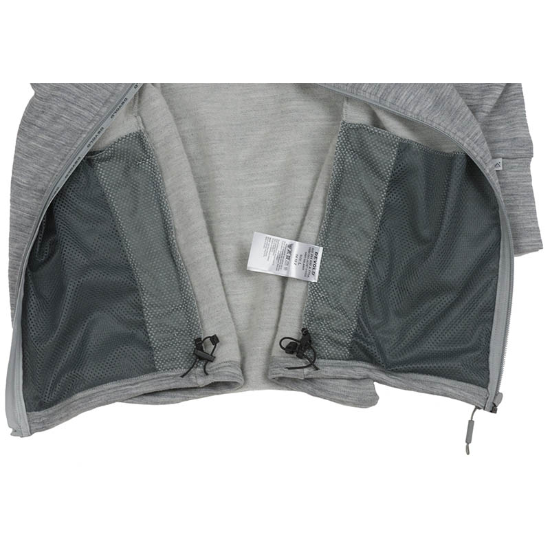The zippered side pockets are mesh on the inside.